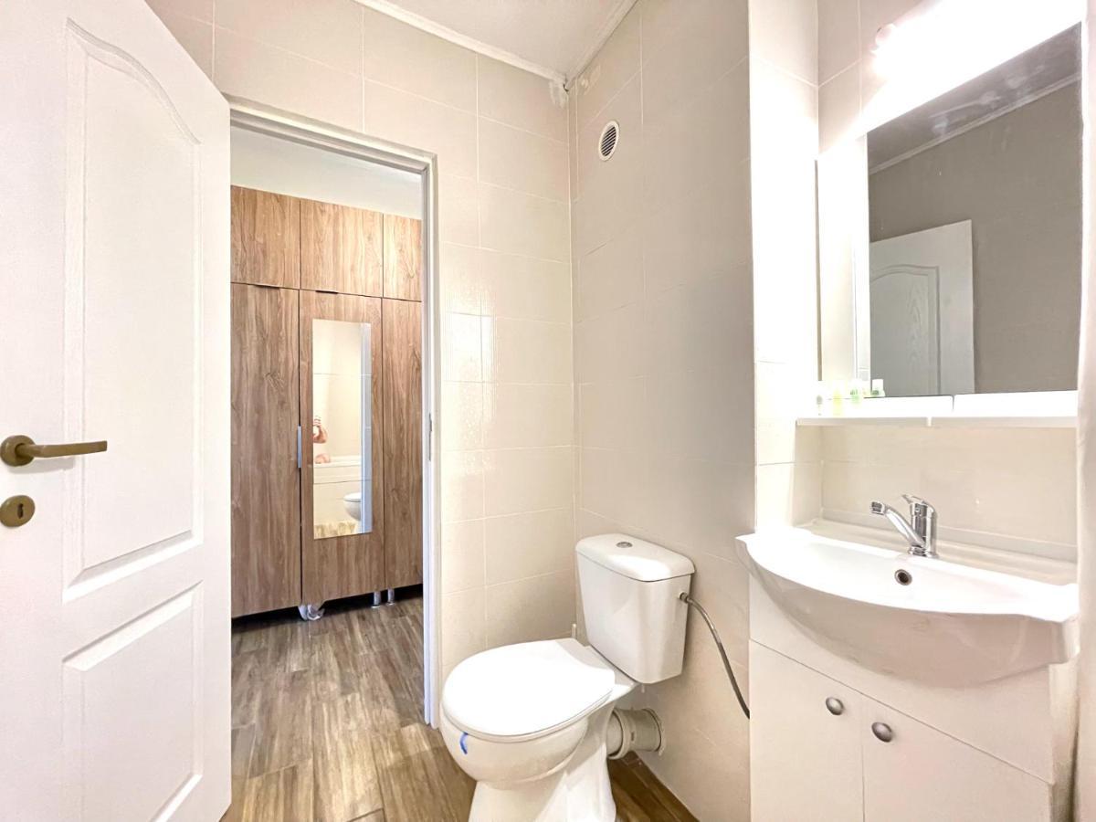 National Arena 2 Apartment